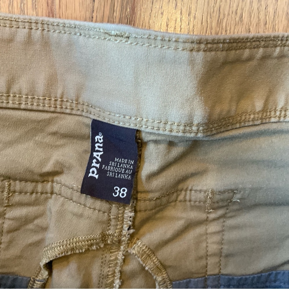 PRANA Breahe Chino Shorts Sz 38 Standard Fit Brown Stretch 9” Inseam Khaki Hike - Picture 12 of 13